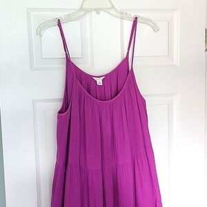 Dress. Flounce. Free flowing. Slit side pockets..lined